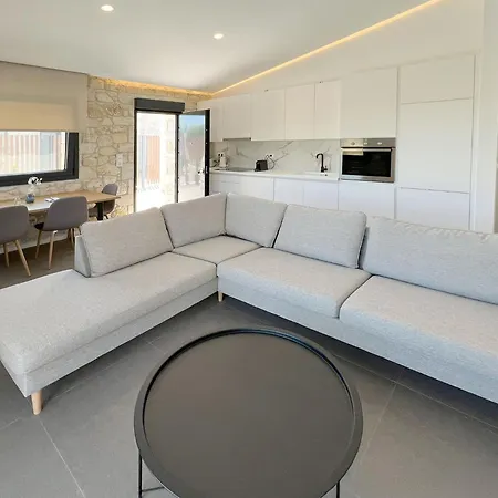 فندق Lithos: 2-bd With Private Pool