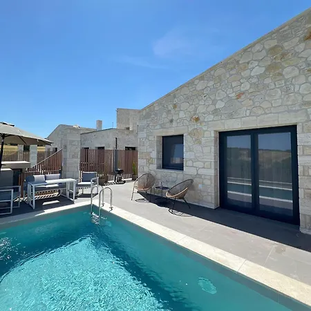 Lithos: 2-bd With Private Pool