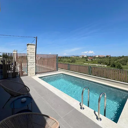 Lithos: 2-bd With Private Pool فندق Néa Fókaia